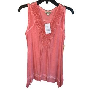 NWT Oneworld Sleeveless Soft Blouse